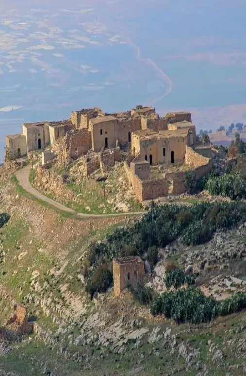 Deir Al-Samadiyah Village